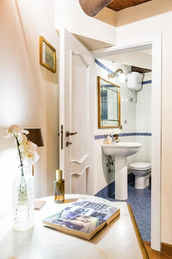 Pulcra Domus Apartment Naples Italy